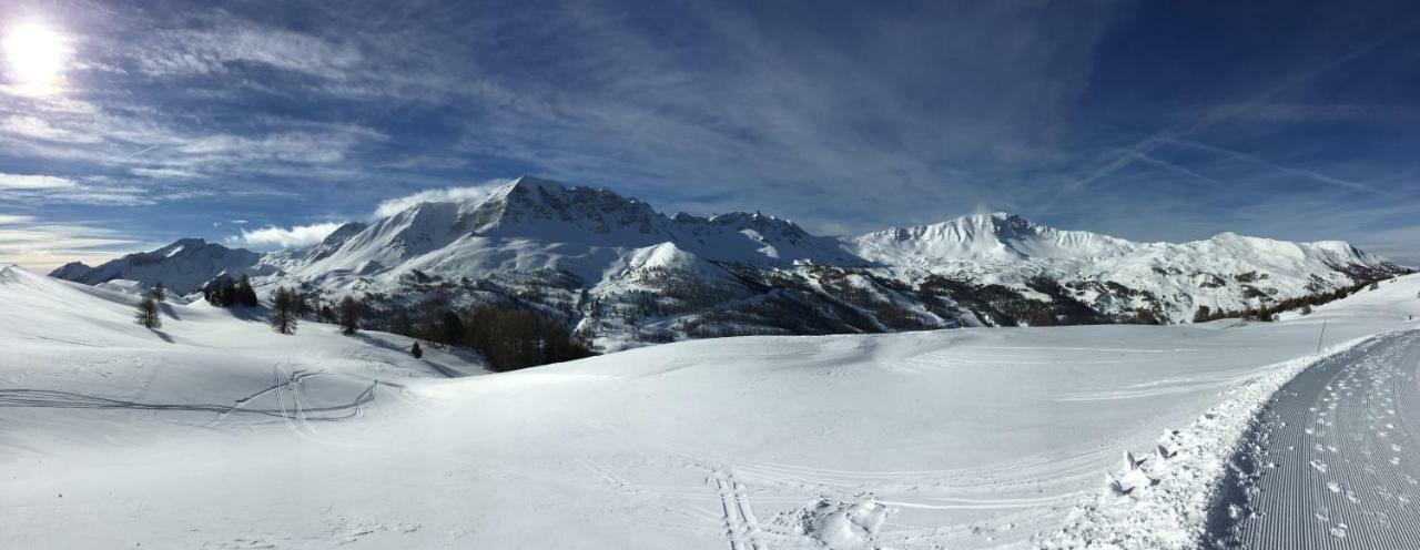 Joli T4 à Vars dans Résidence 4 étoiles Exterior foto